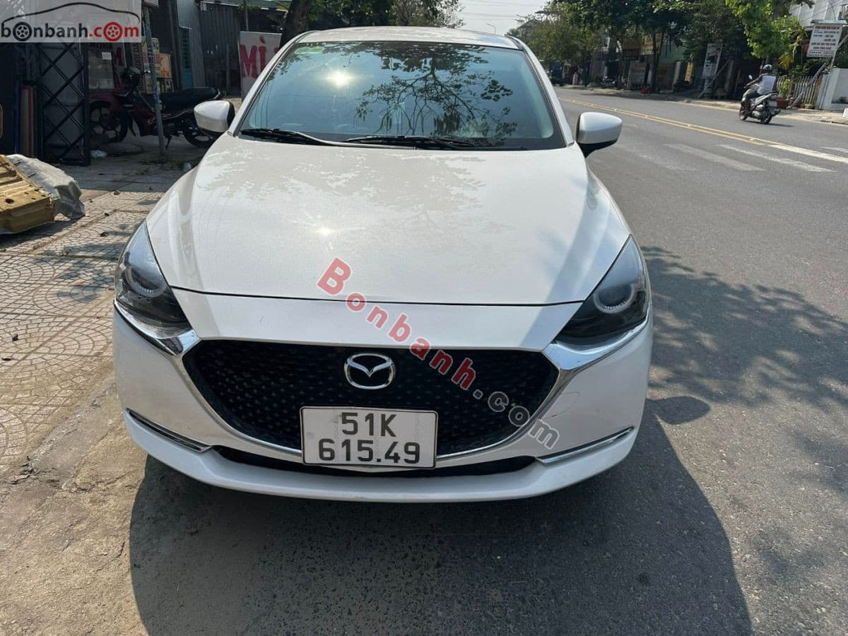 2022 Mazda 2 Sport Luxury