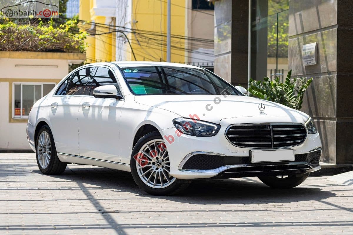 2022 Mercedes-Benz E class E200 Exclusive
