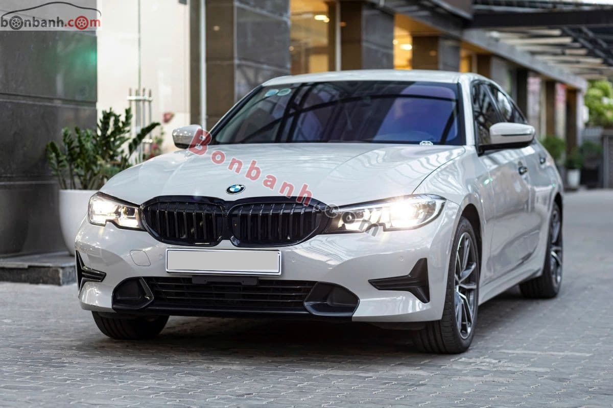 2022 BMW 3 Series 320i Sport Line