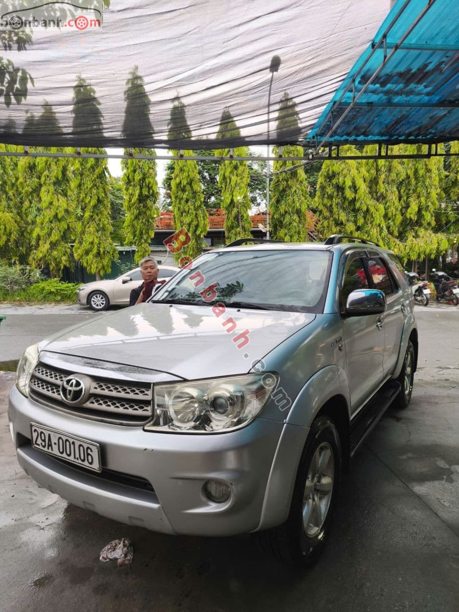 2010 Toyota Fortuner 2.5G