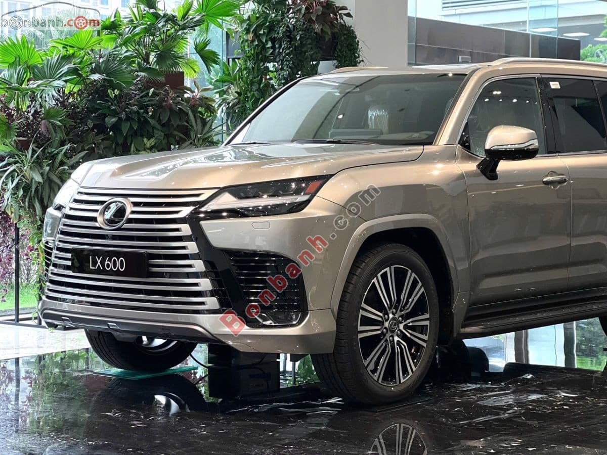 2026 Lexus LX 600 Urban