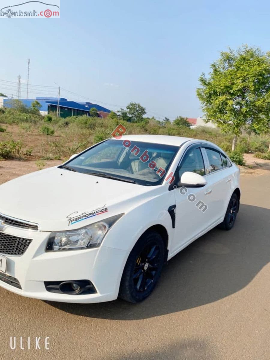 2014 Chevrolet Cruze LS 1.6 MT