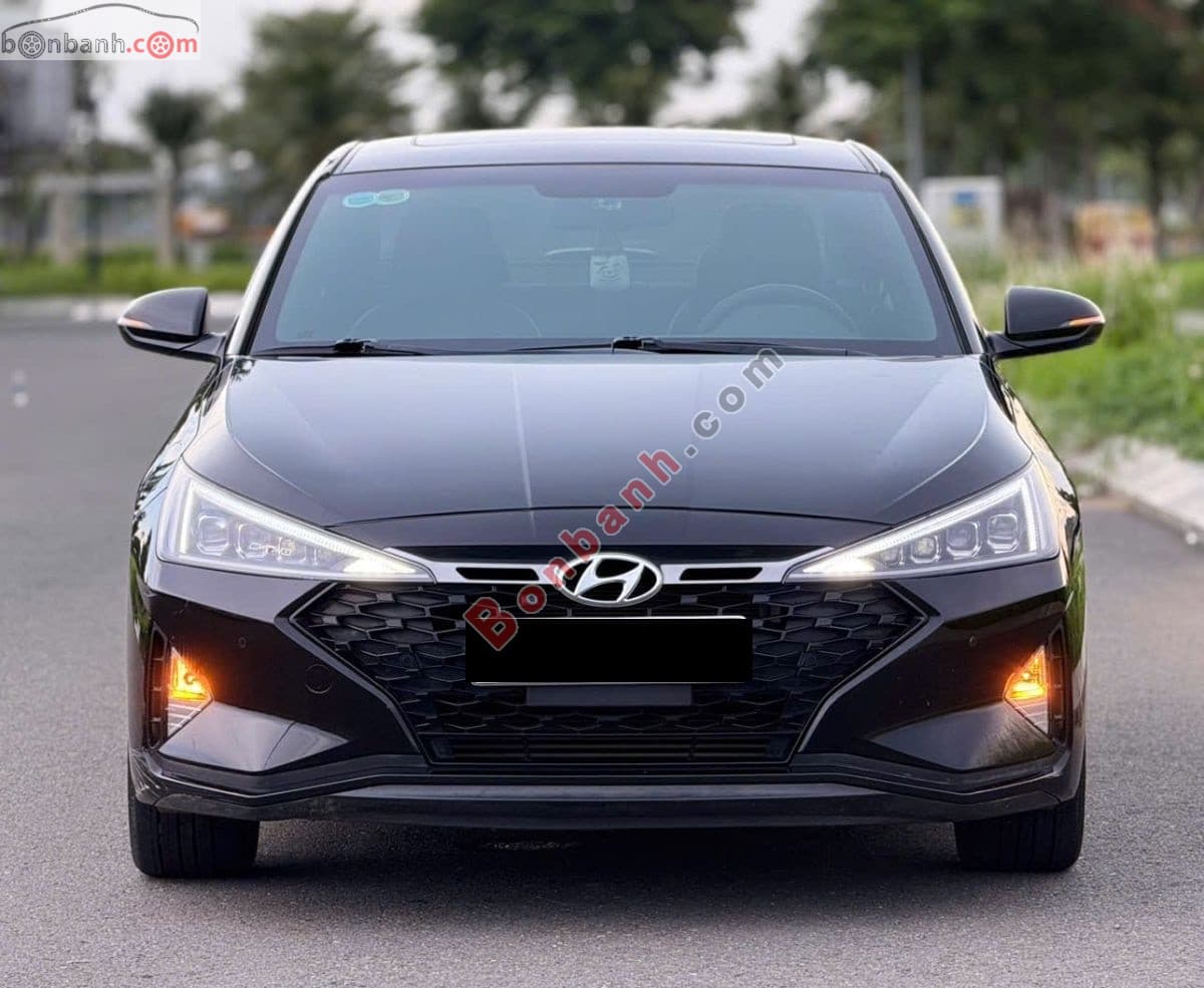 2019 Hyundai Elantra Sport 1.6 AT