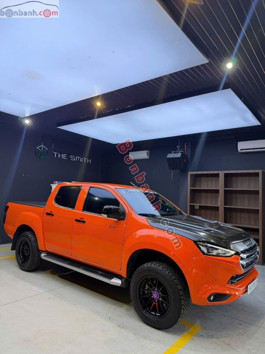 2017 Isuzu Dmax LS 3.0 4x4 AT - ảnh nhỏ 2