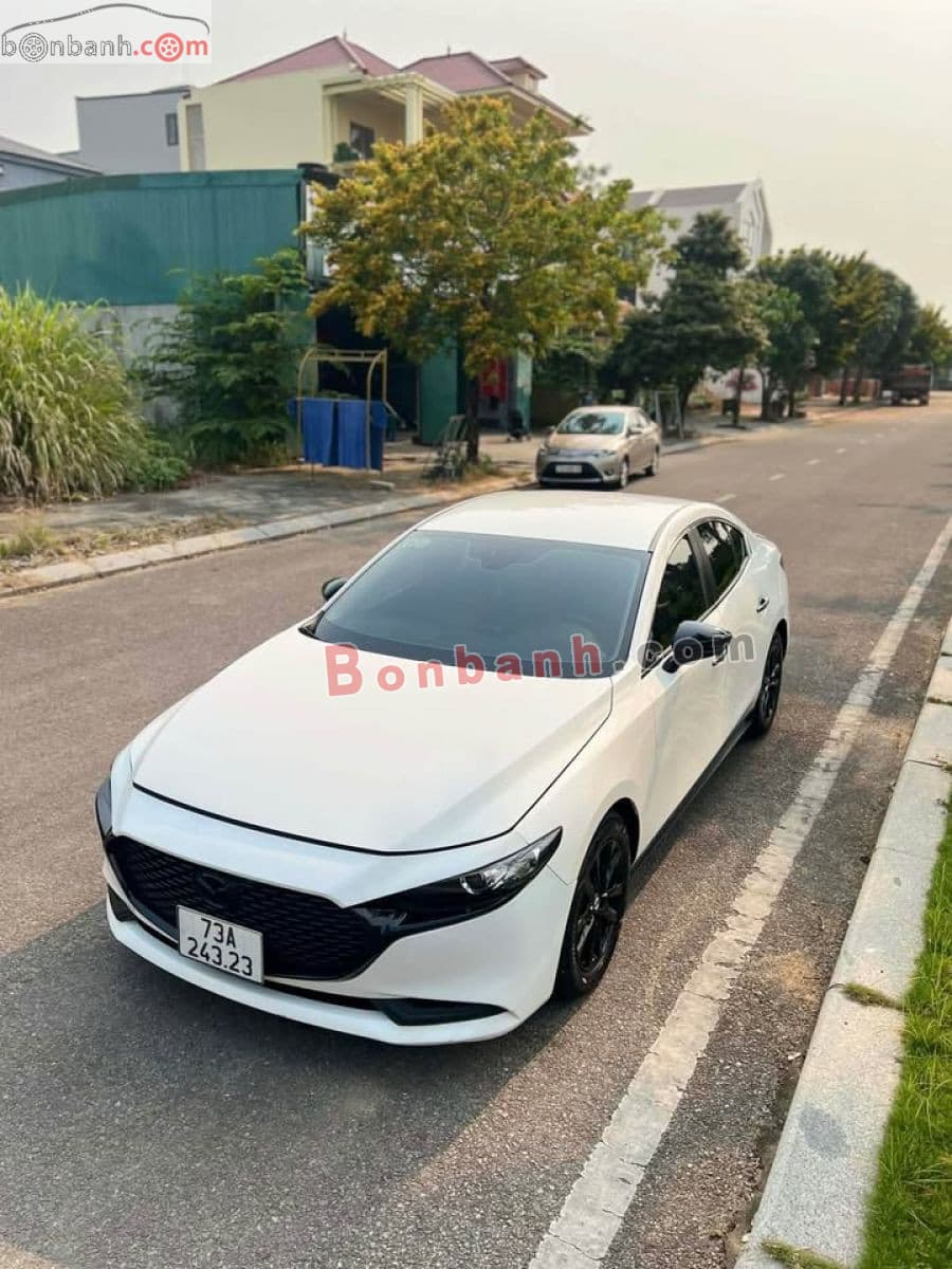 2022 Mazda 3 1.5L Luxury
