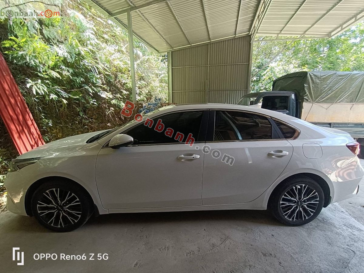 2024 Kia K3 Premium 1.6 AT