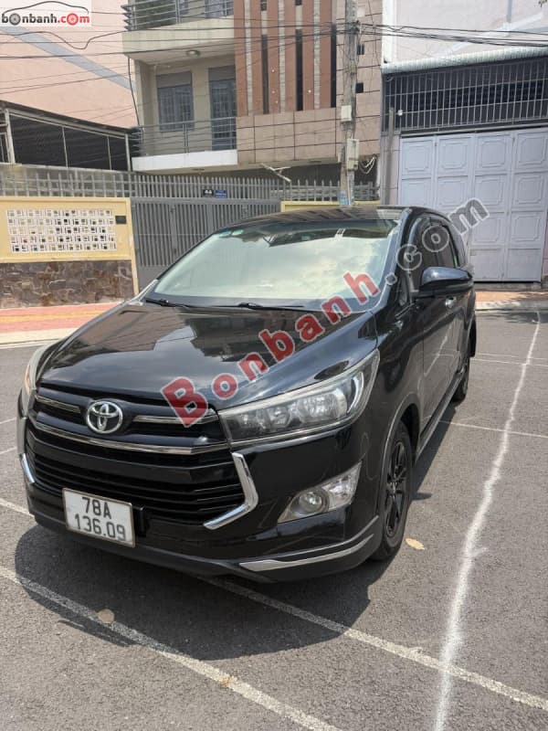 2018 Toyota Innova 2.0 Venturer - Image 1