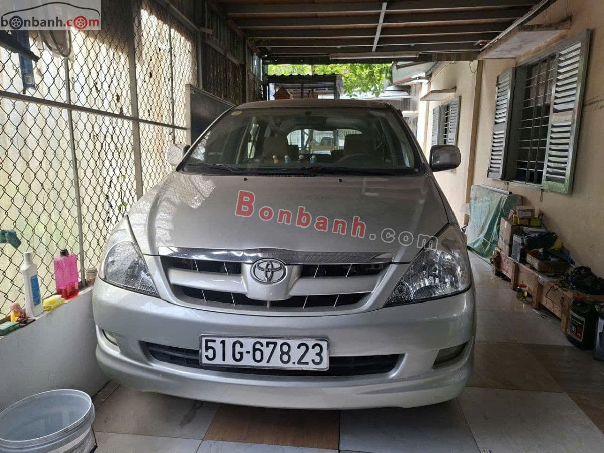 2006 Toyota Innova G