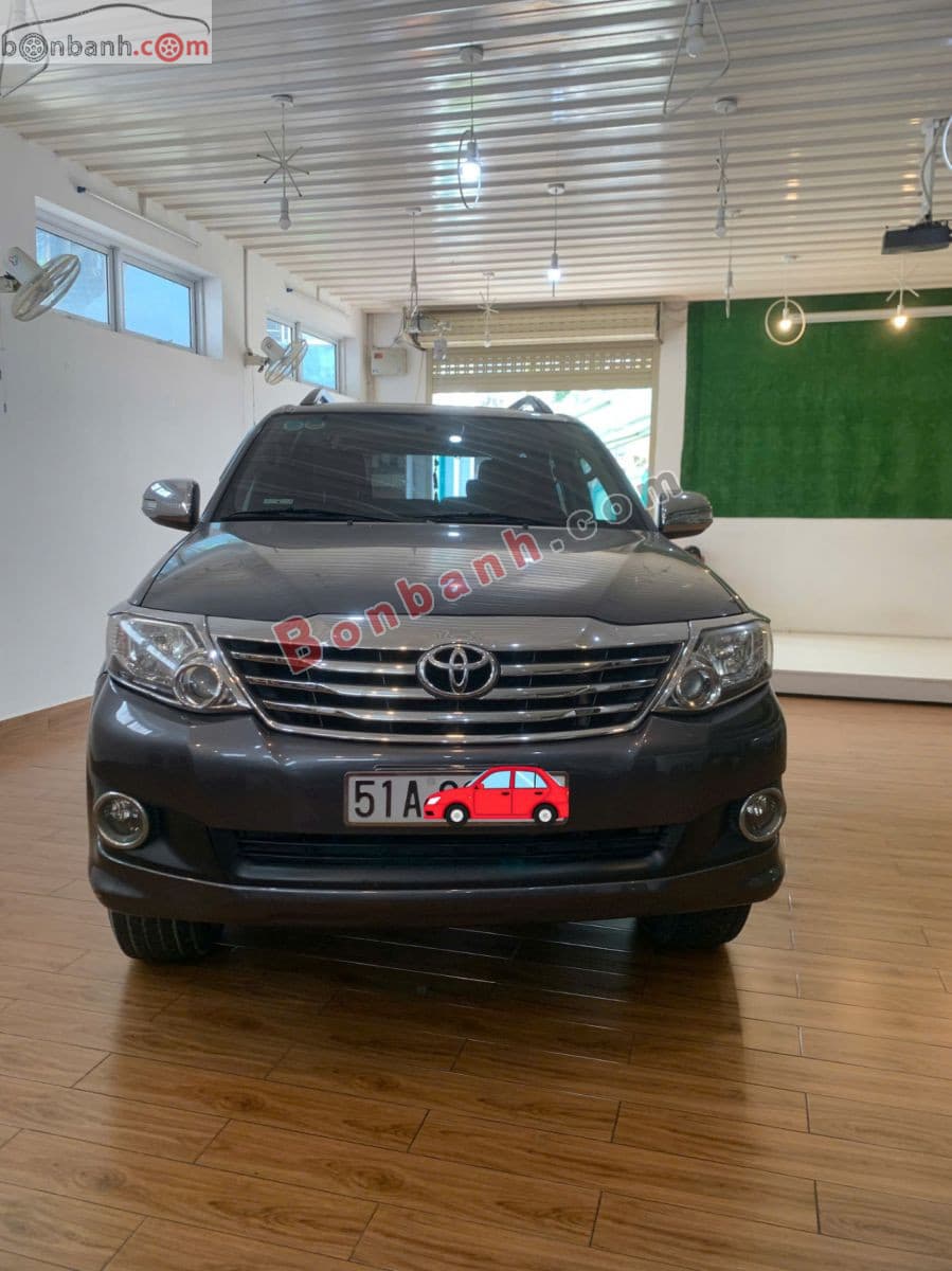 2014 Toyota Fortuner 2.7V 4x2 AT