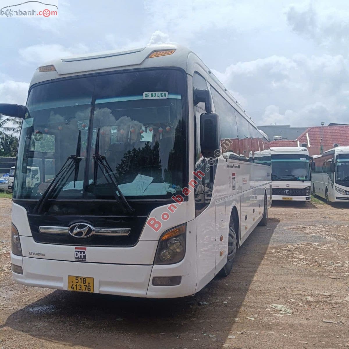 2016 Hyundai Universe