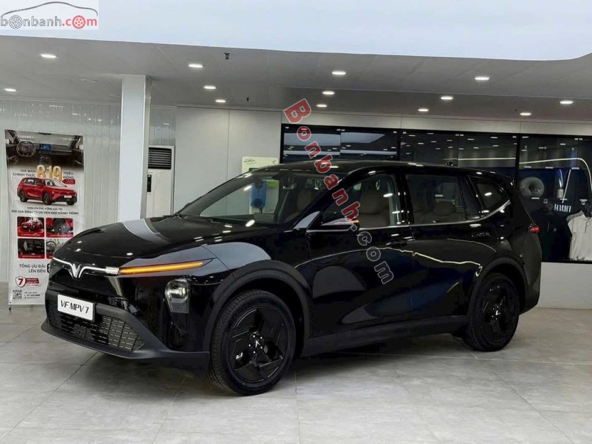 2026 VinFast VF MPV 7 AT