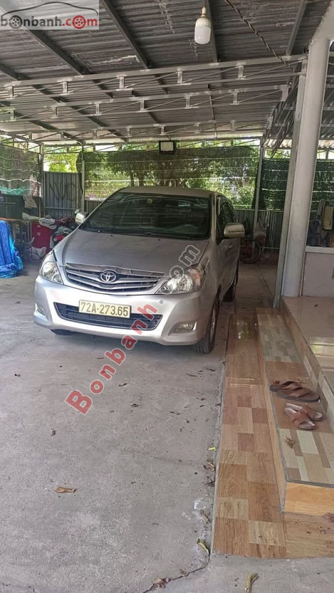2008 Toyota Innova J