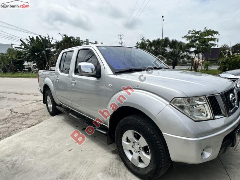 2011 Nissan Navara LE 2.5MT 4WD