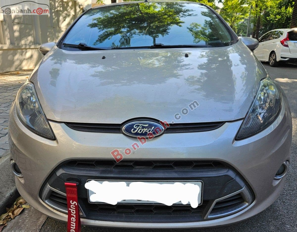 2013 Ford Fiesta S 1.6 AT