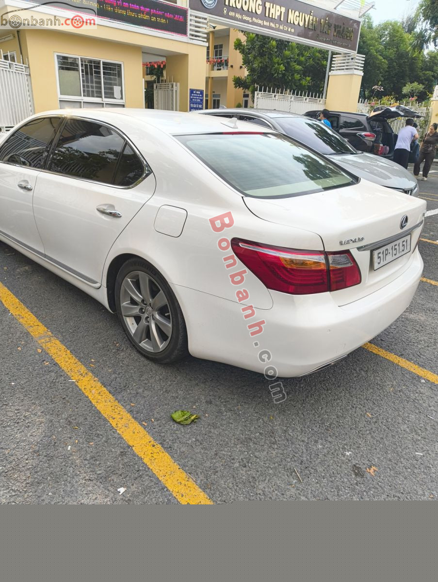 2007 Lexus LS 460L