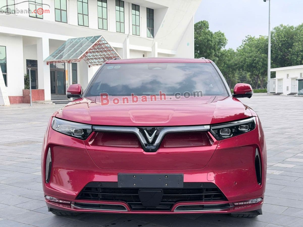 2023 VinFast VF9 Plus 6S