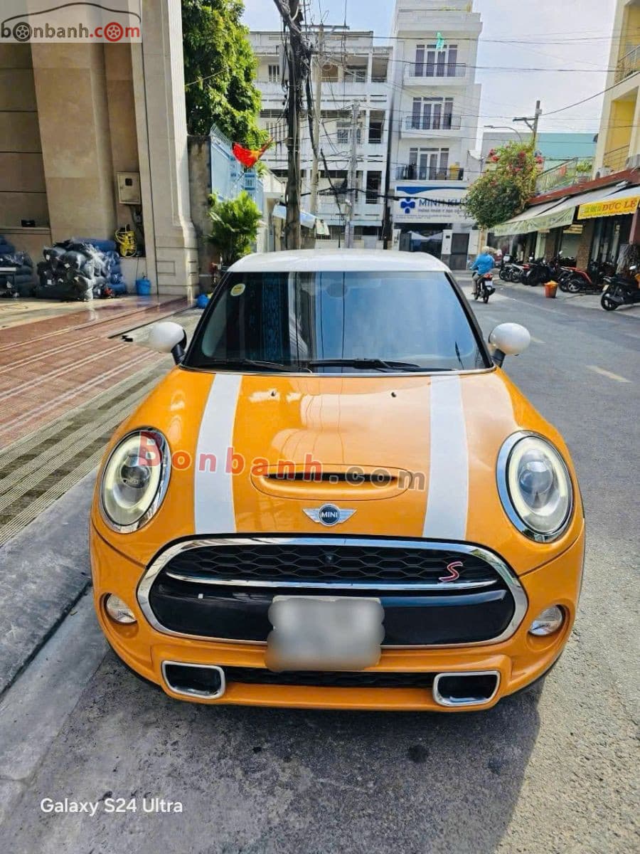 2015 Mini Cooper S 5Dr