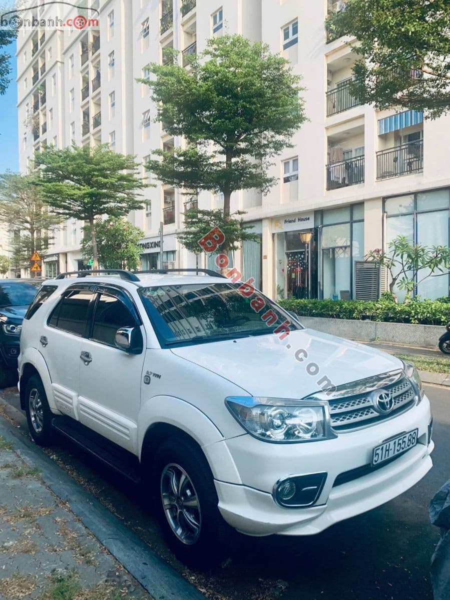 2011 Toyota Fortuner TRD Sportivo 4x4 AT