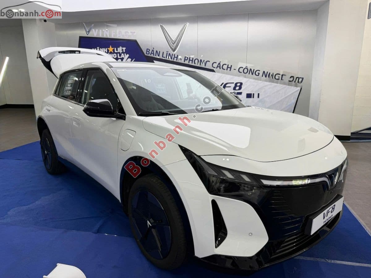 2026 VinFast VF8 Plus