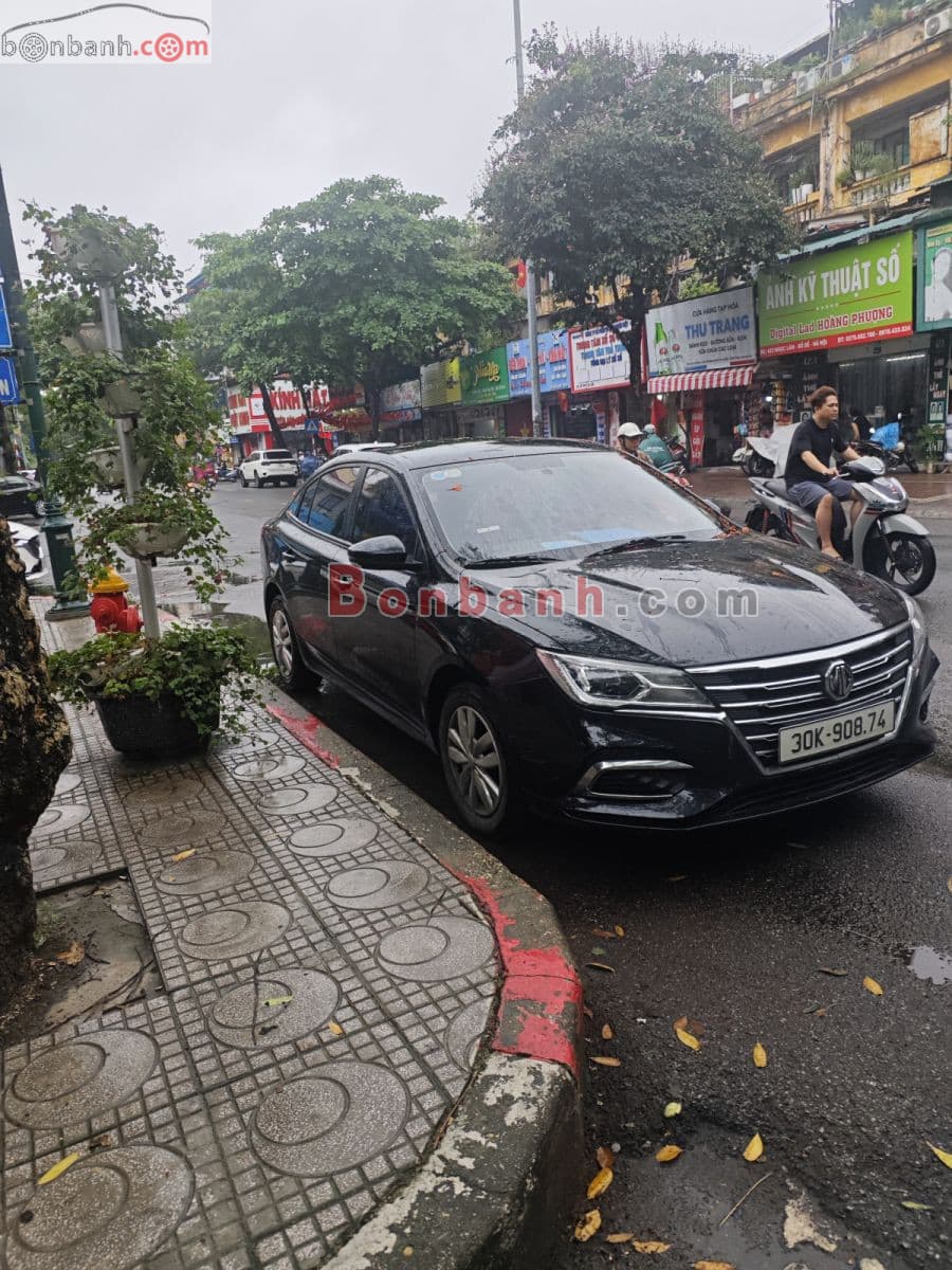 2023 MG 5 1.5 MT