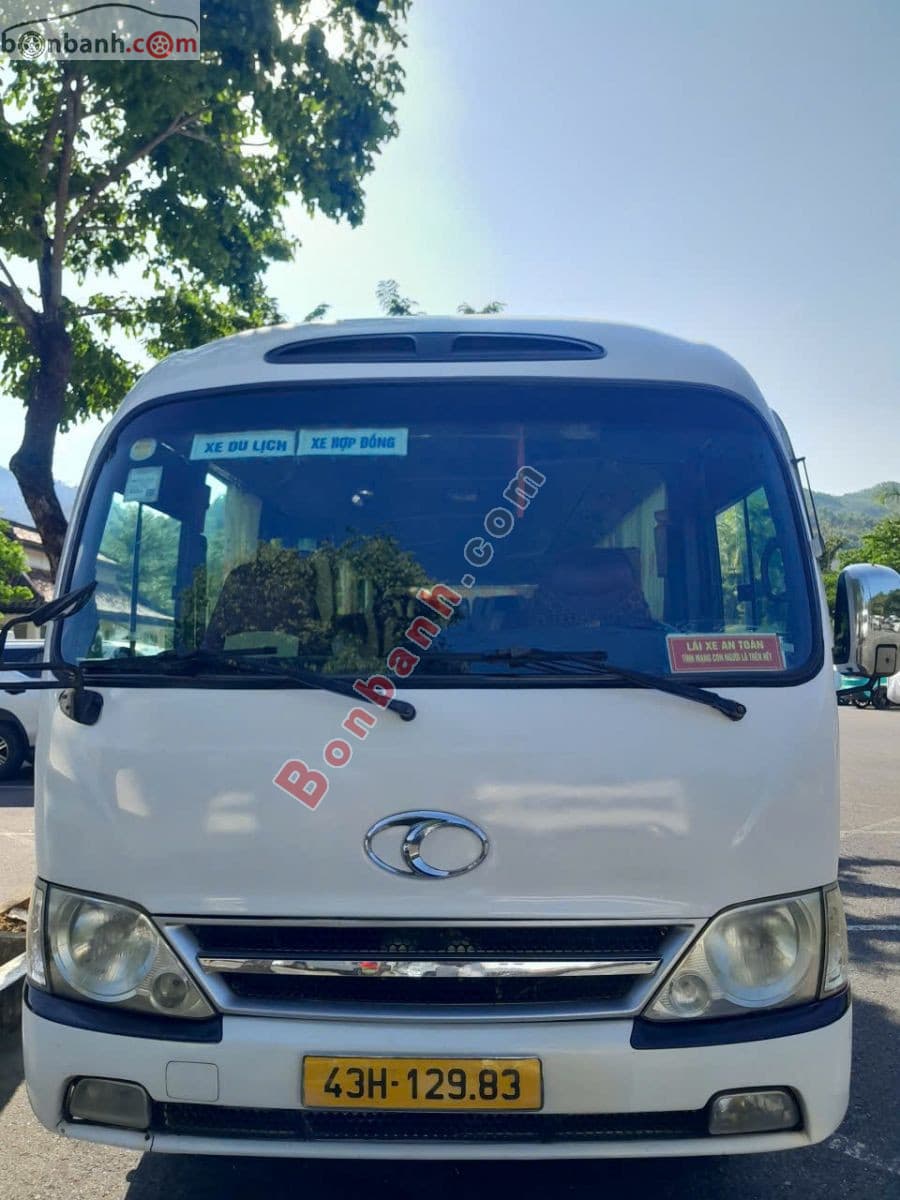 2013 Hyundai County 3.9L Tiêu chuẩn - Image 1