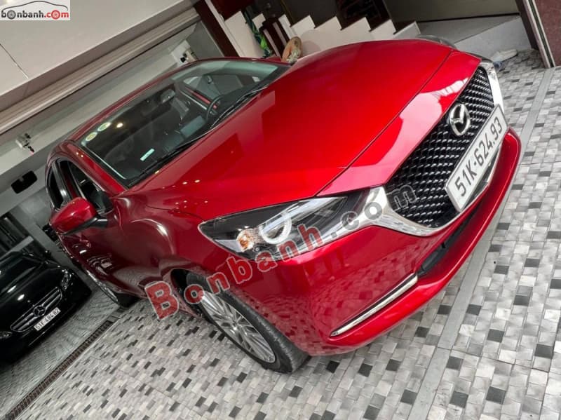 2022 Mazda 2 Sport Luxury