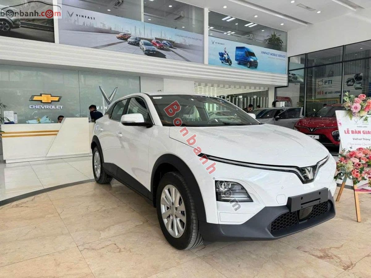 2026 VinFast VF6 Eco