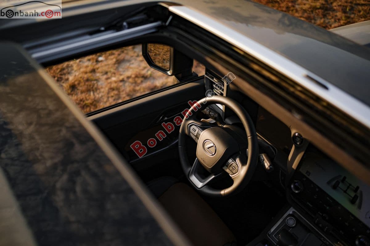 Thumbnail 10