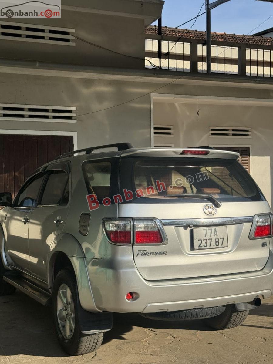 2009 Toyota Fortuner 2.5G