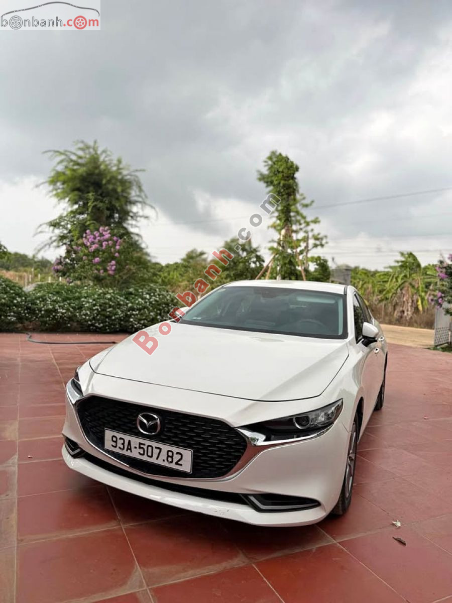 2021 Mazda 3 1.5L Luxury - Image 1