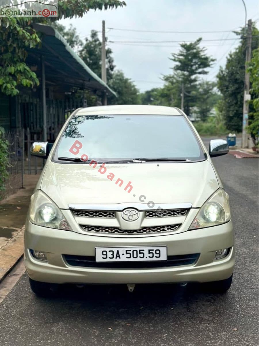 2007 Toyota Innova J