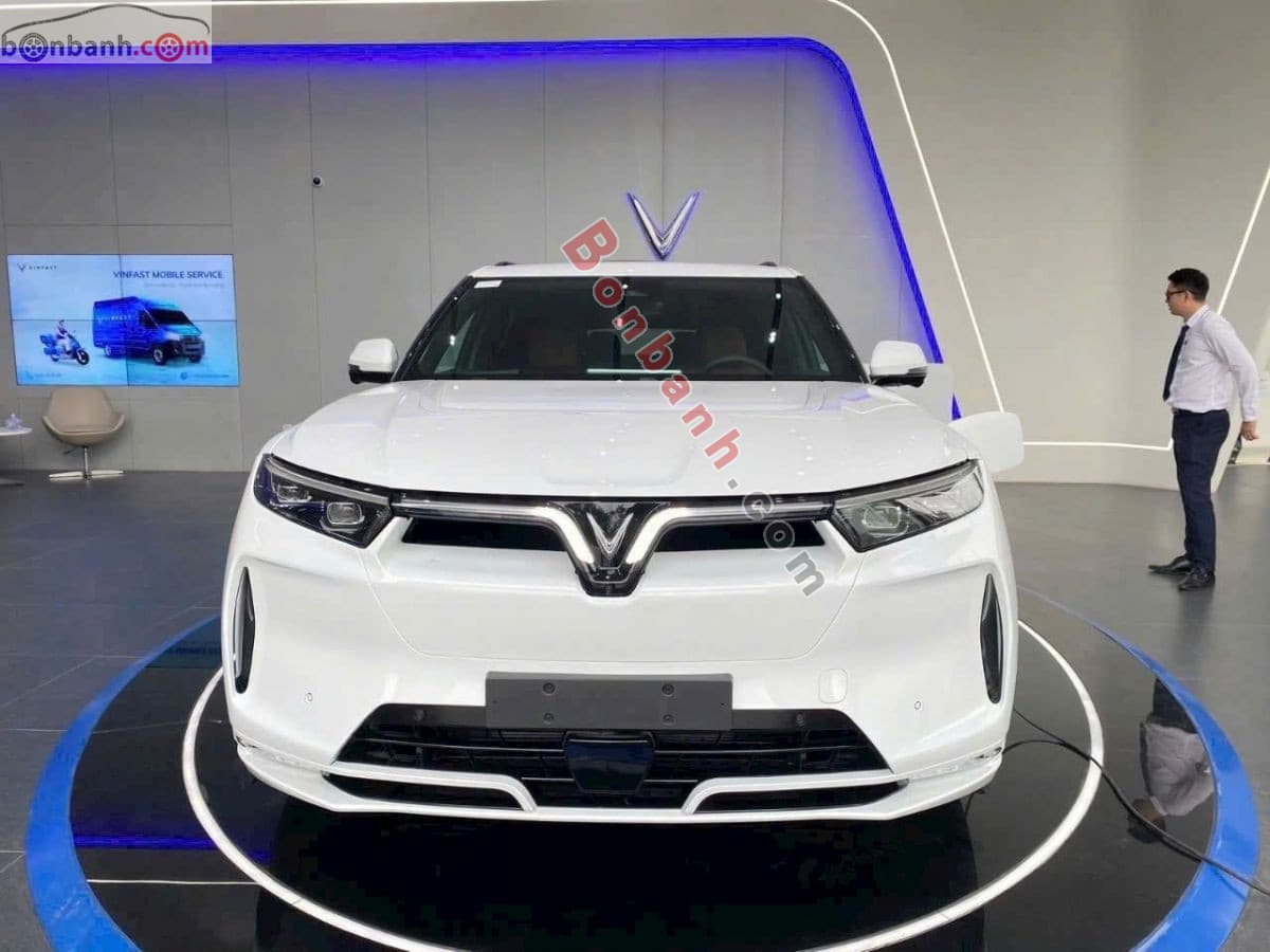 2025 VinFast VF9 Plus 7S