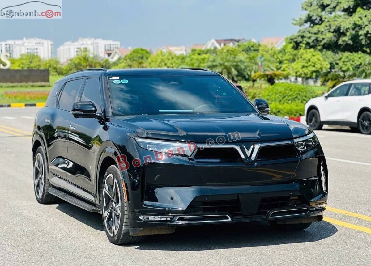 2026 VinFast VF9 Plus 7S