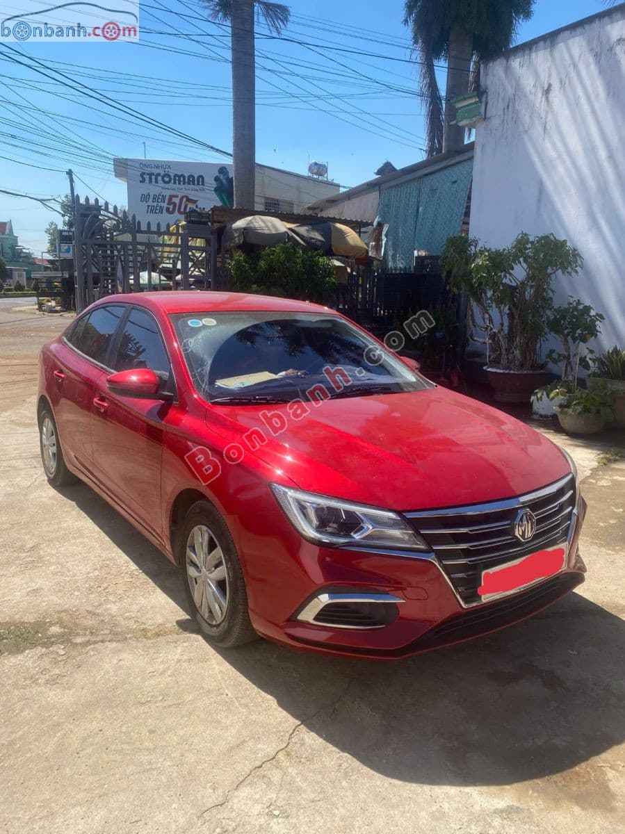 2023 MG 5 1.5 MT