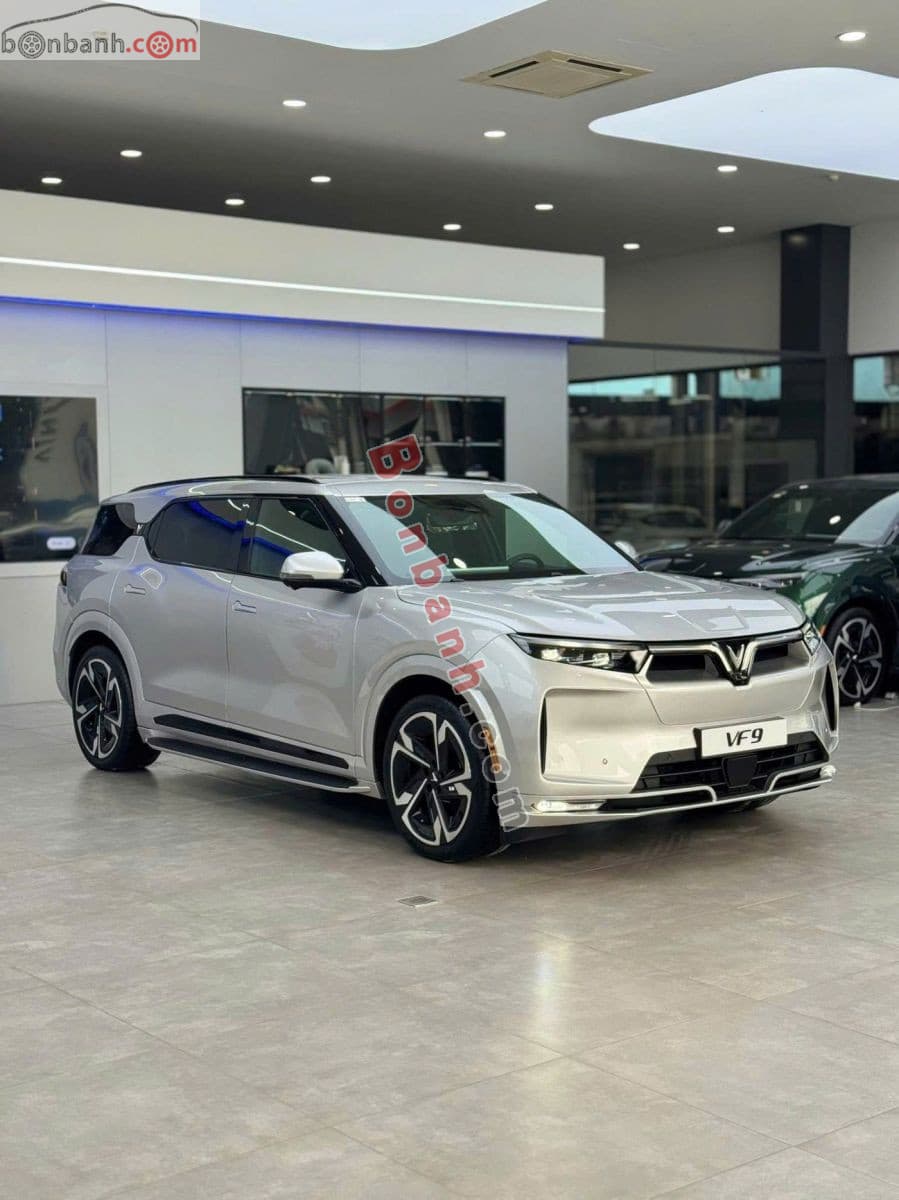 2026 VinFast VF9 Plus 7S
