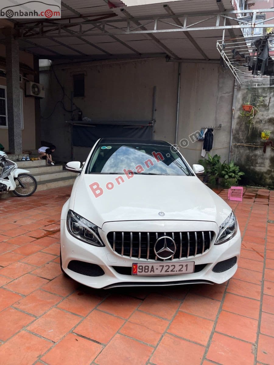 2015 Mercedes-Benz C class C200 - Image 1