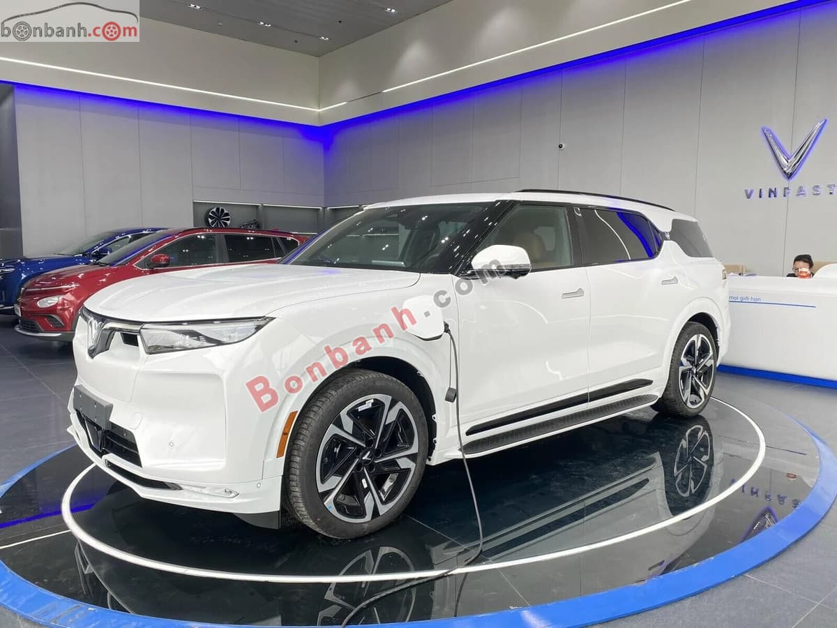 2026 VinFast VF9 Plus 7S