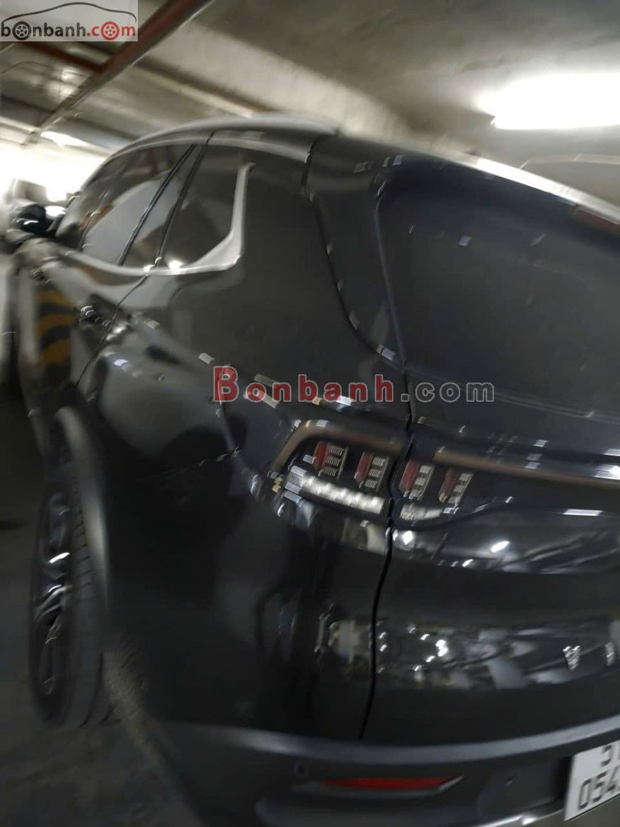 2021 VinFast Lux SA 2.0 Plus 2.0 AT