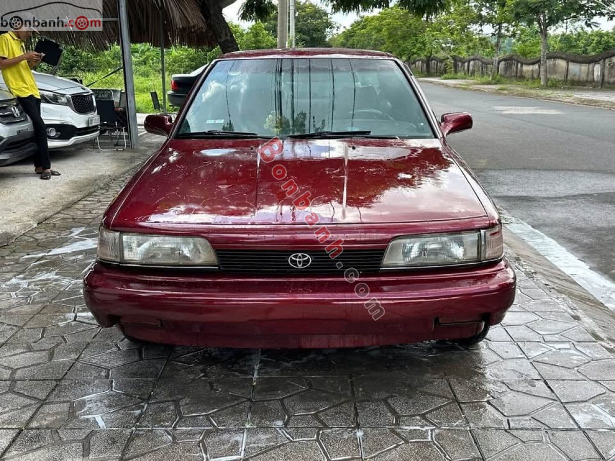 1989 Toyota Camry 2.0 MT Trước