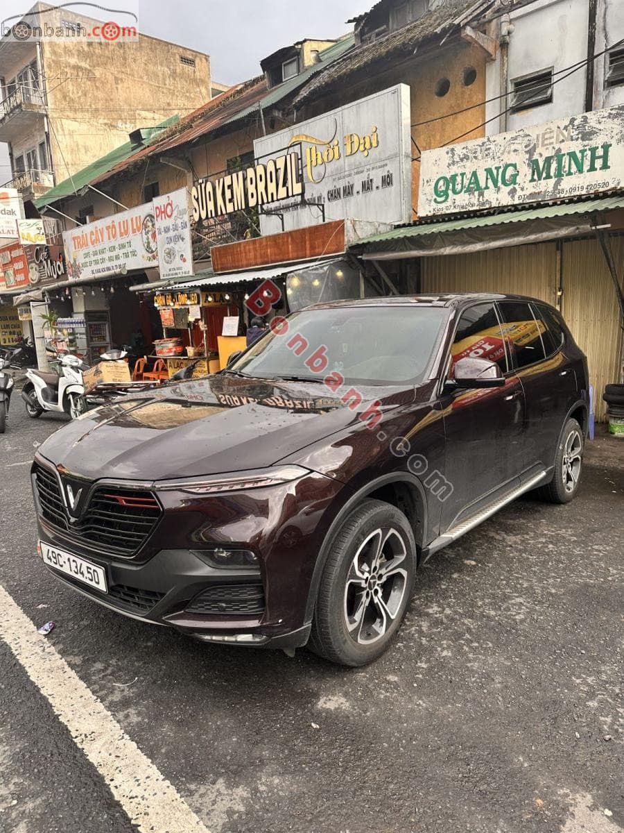2019 VinFast Lux SA 2.0 Base 2.0 AT