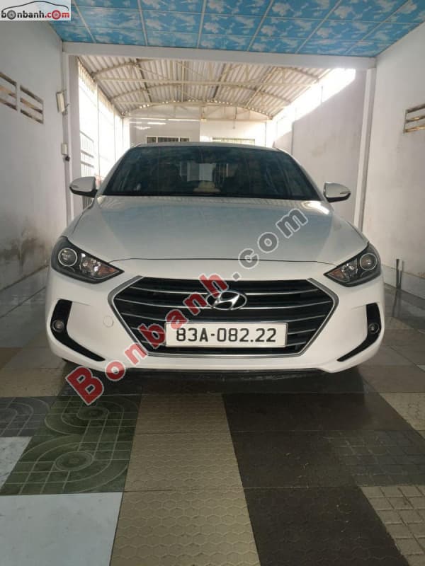 2019 Hyundai Elantra 1.6 MT - Image 1