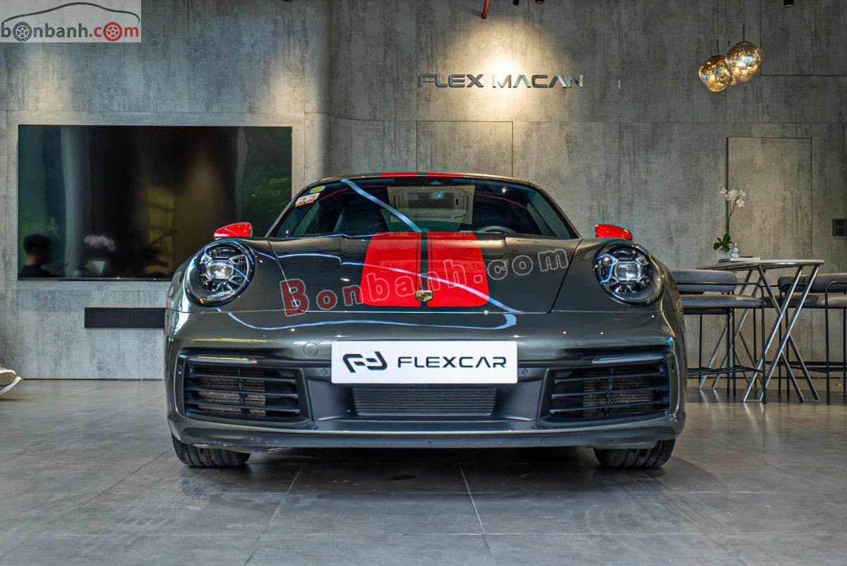 2021 Porsche 911 Carrera S