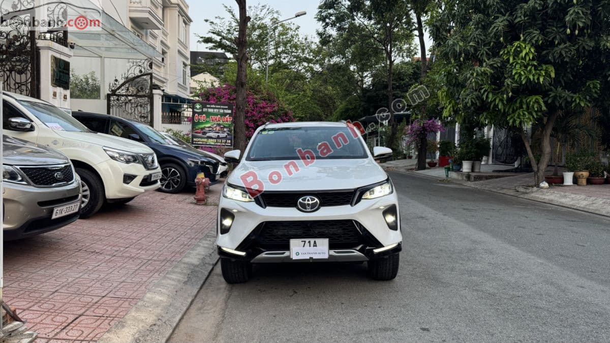 2022 Toyota Fortuner Legender 2.4L 4x2 AT