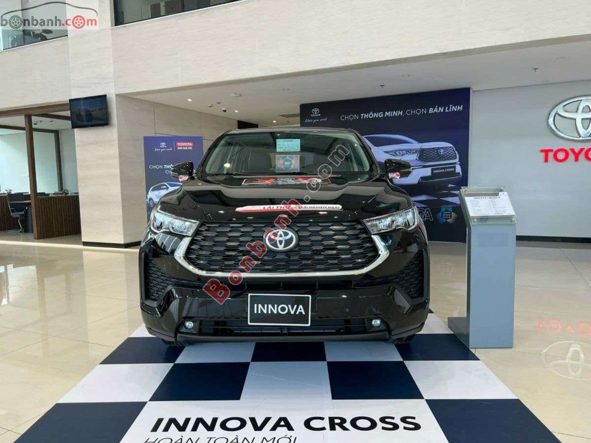 2025 Toyota Innova Cross 2.0 CVT