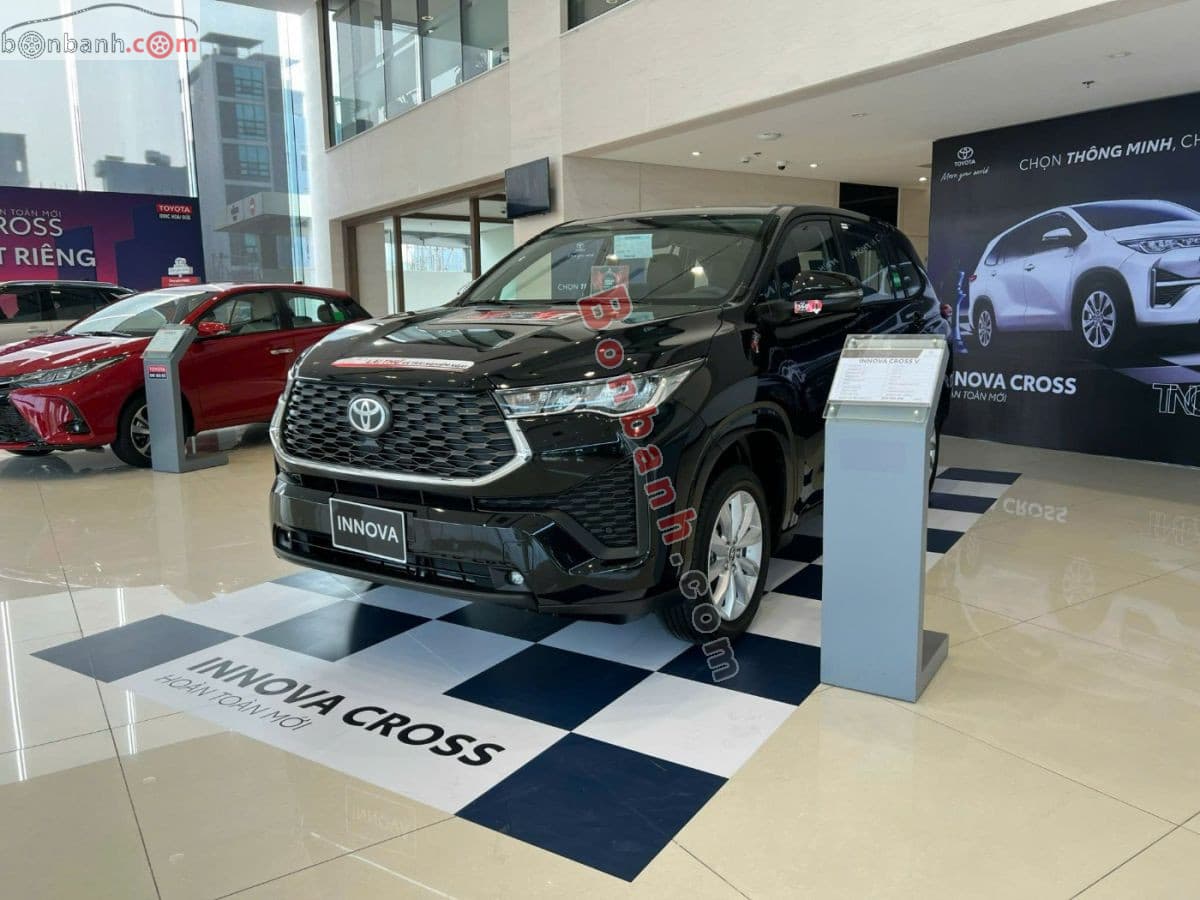 2025 Toyota Innova Cross 2.0 CVT - ảnh nhỏ 3