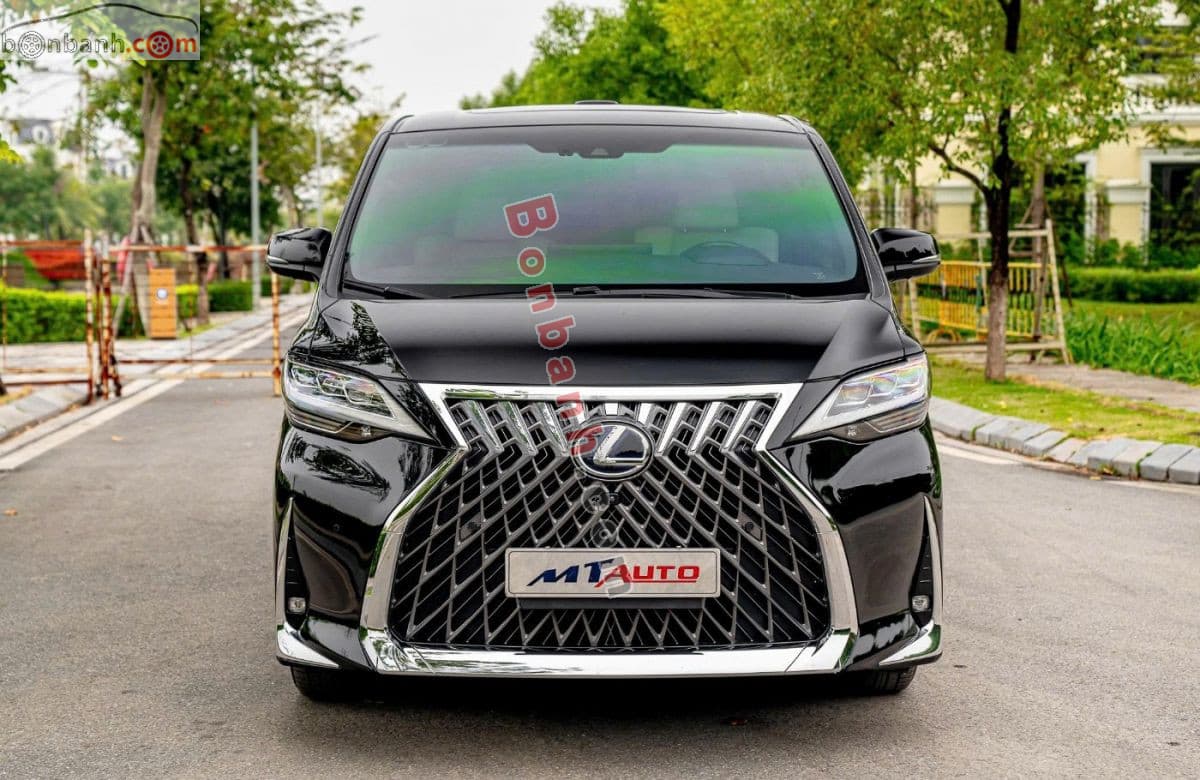 2020 Lexus LM 300h Royal Lounge