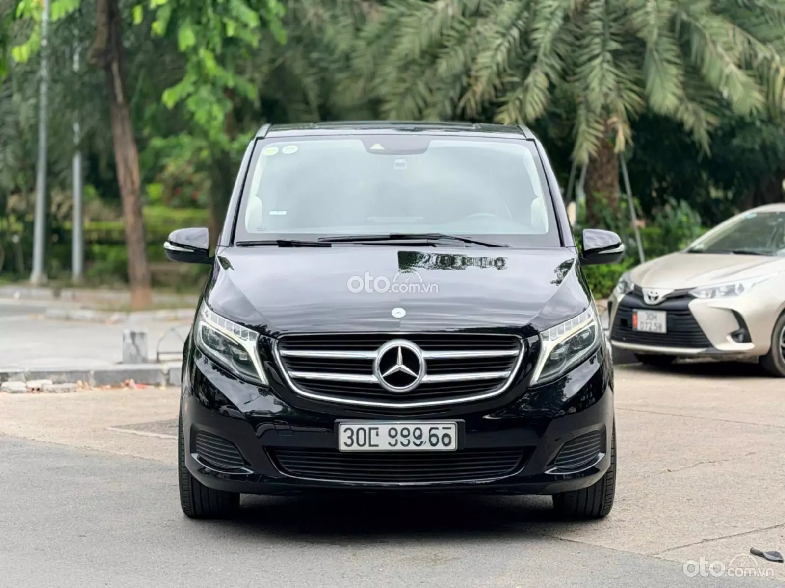 2015 Mercedes-Benz V220