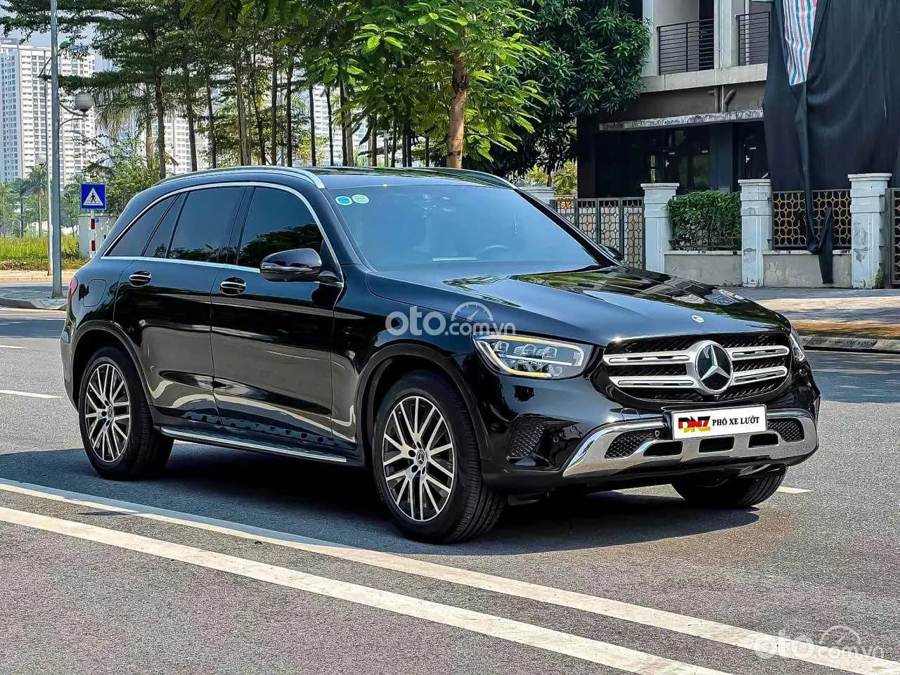 2023 Mercedes-Benz GLC 200 V1
