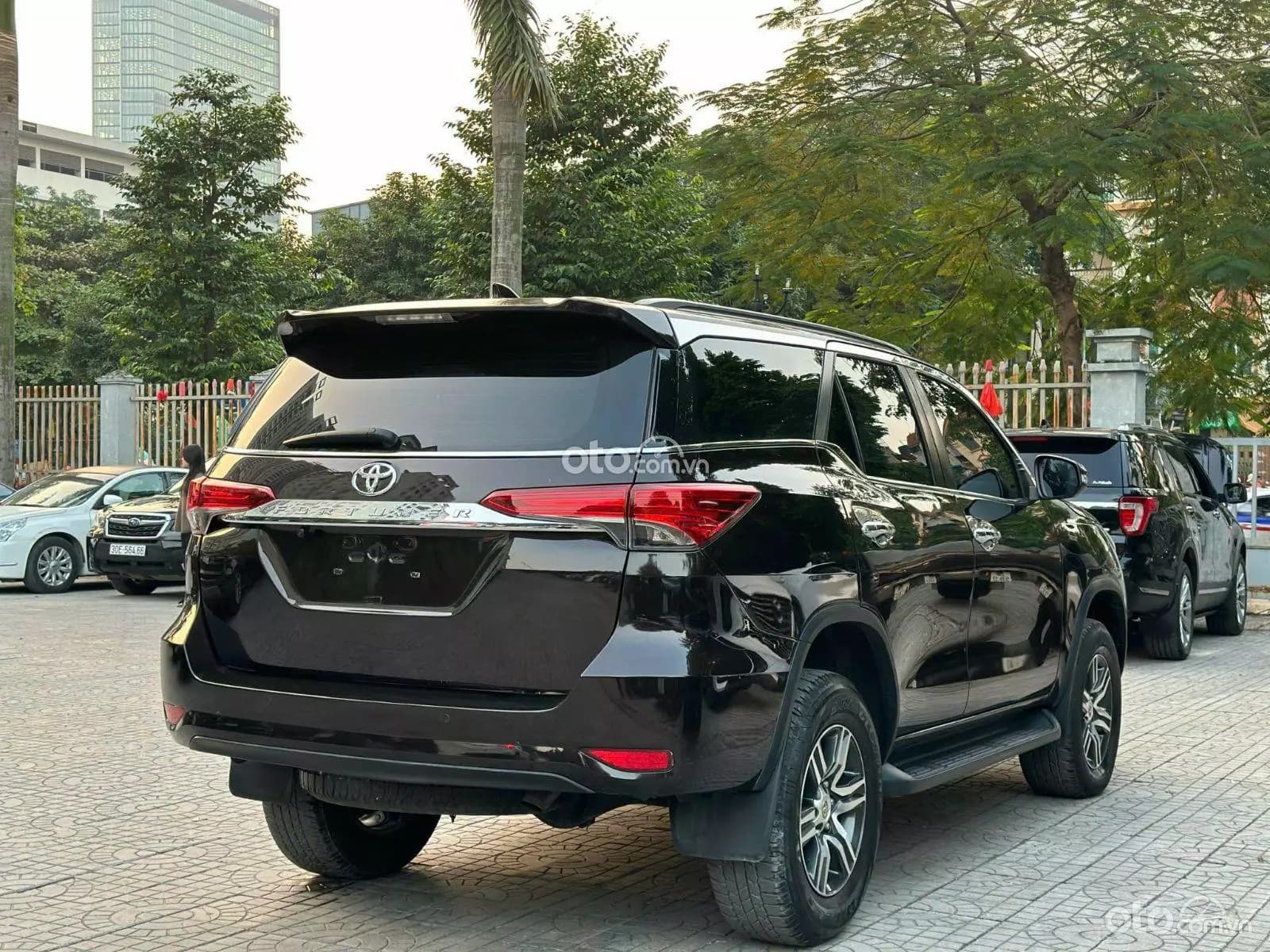 2018 Toyota Fortuner 2.4G 4x2 AT - ảnh nhỏ 6