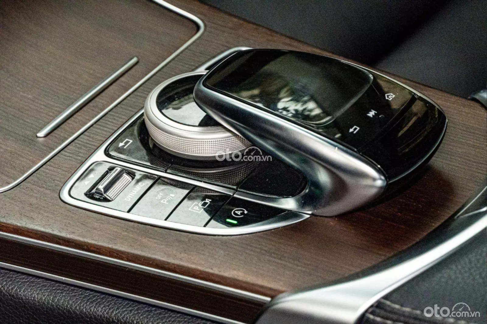 2021 Mercedes-Benz C200 Exclusive - ảnh nhỏ 3